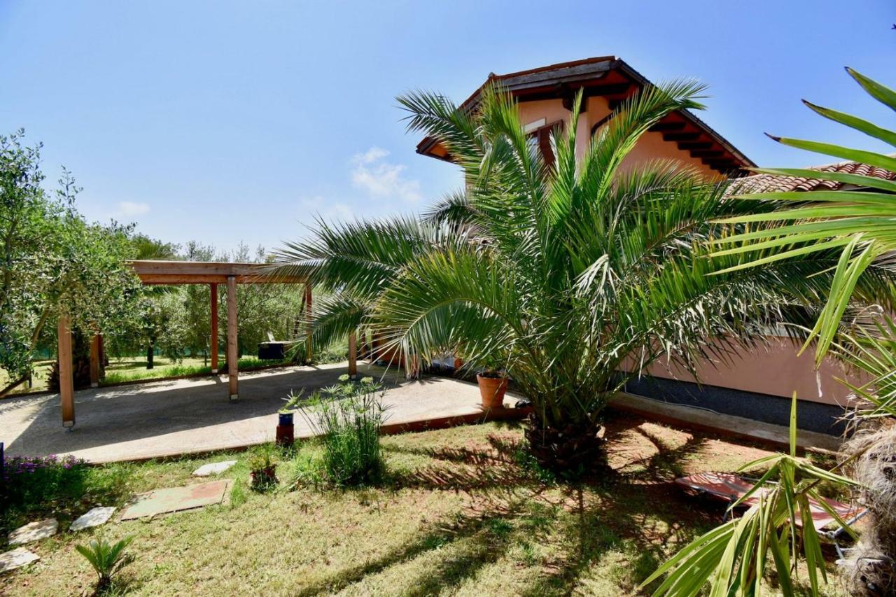 Relaxing Holiday House With Terrace Sea View Медулин Екстериор снимка